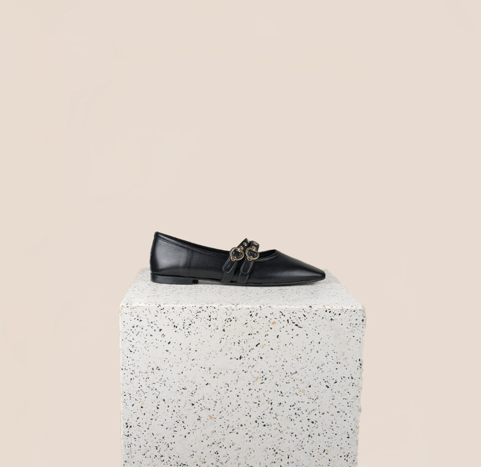 Como 2 Buckle - Black Leather