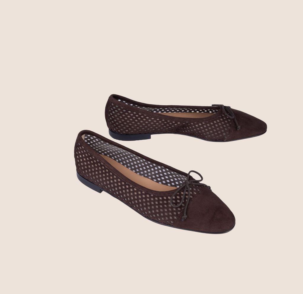 Como - Perforated Chocolate Suede (cap toe)