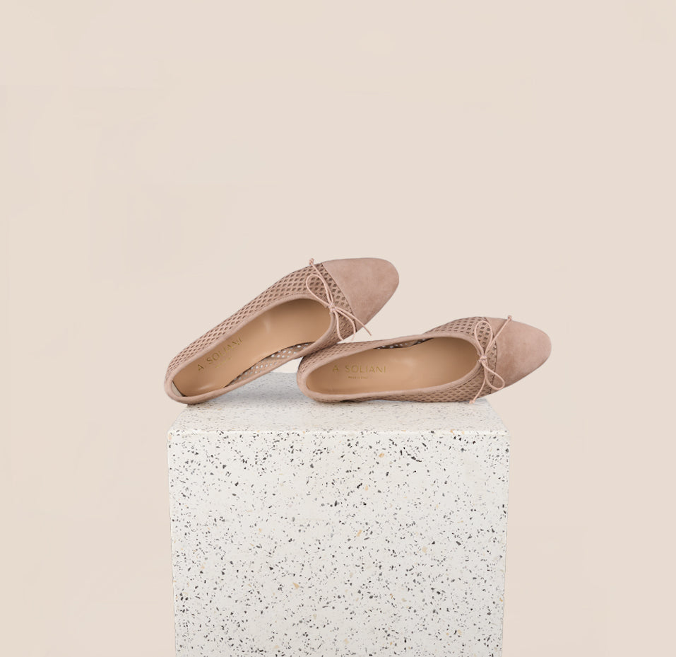 Como - Perforated Rose Wind (Suede)