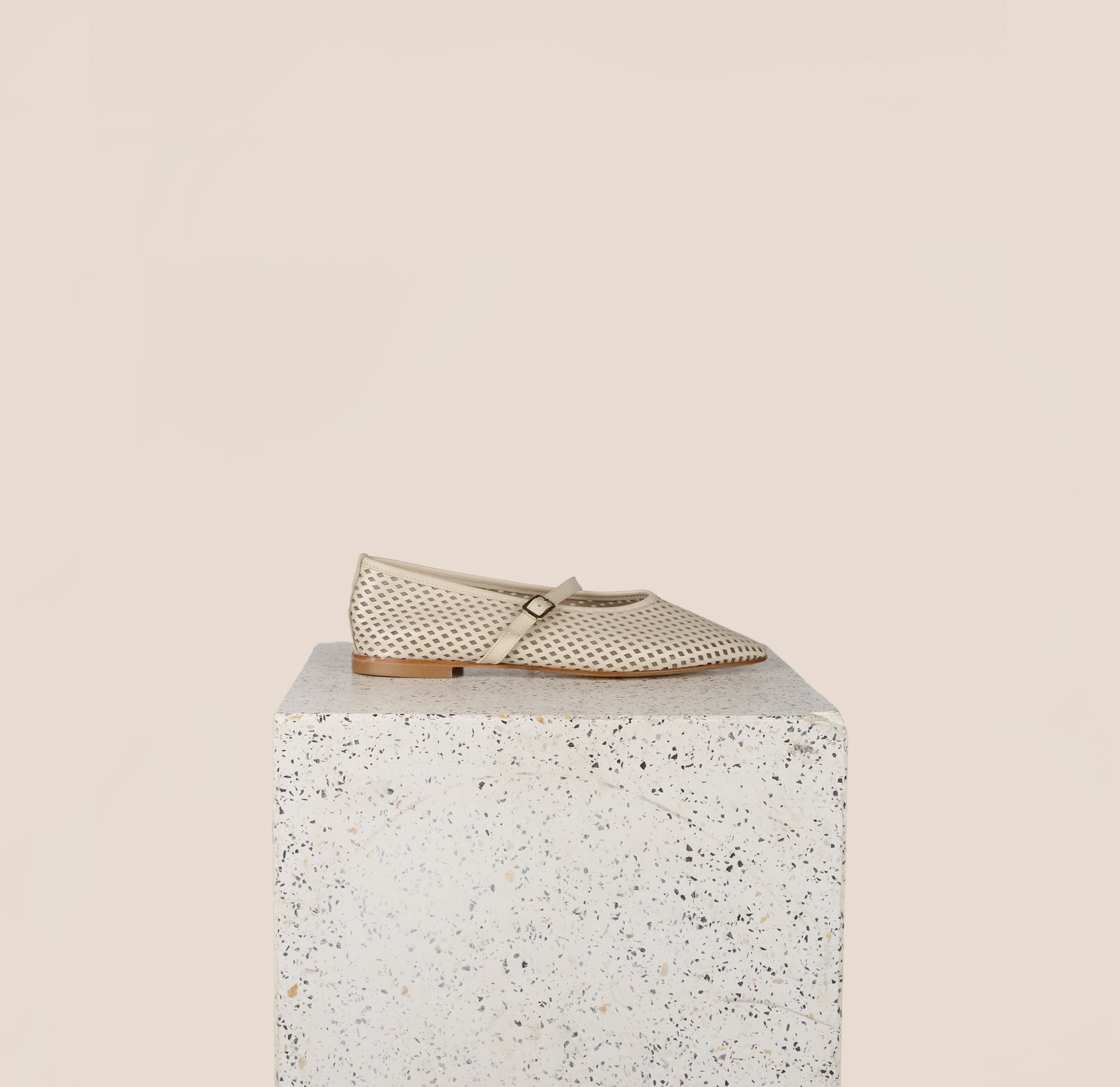 Cori - Perforated Ivory