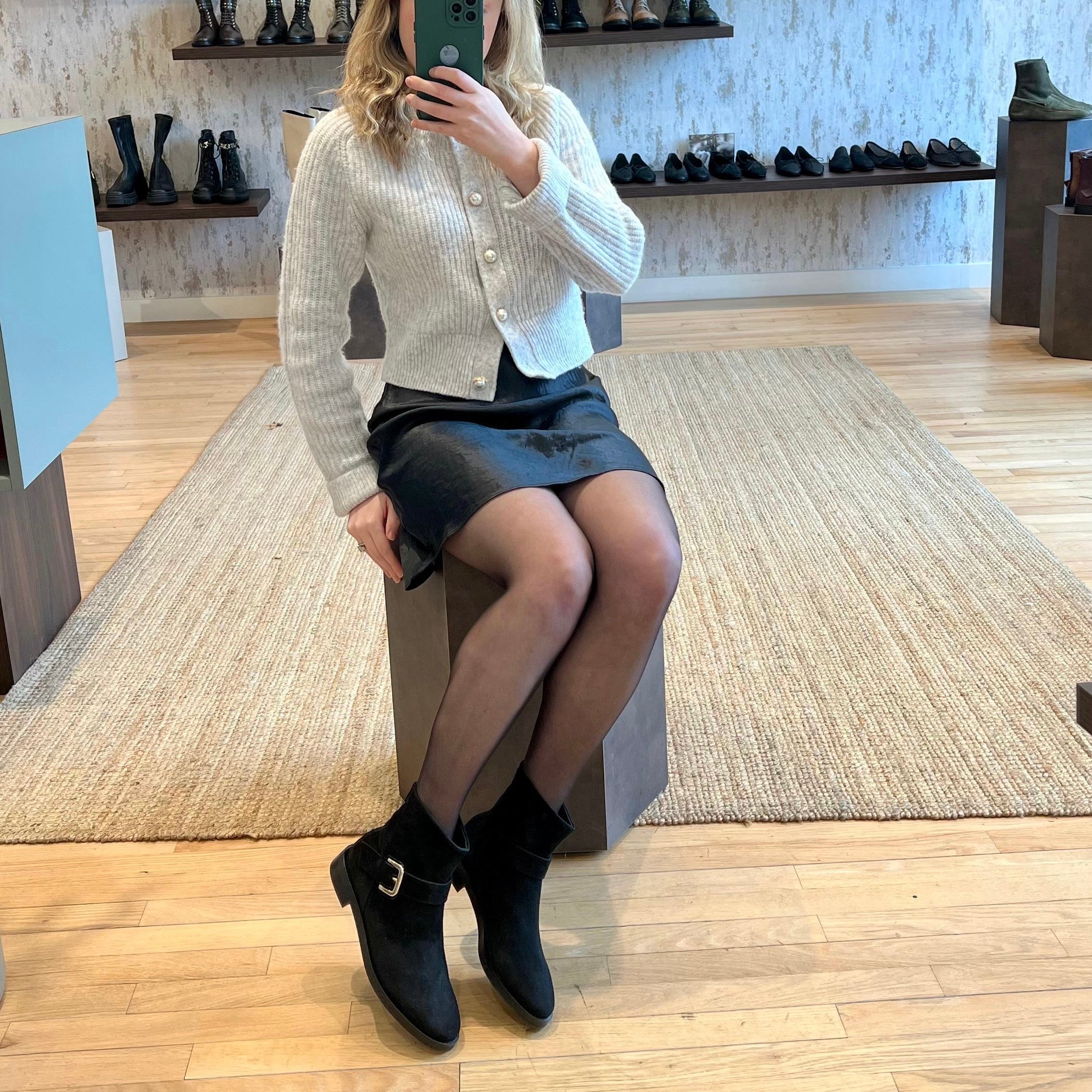 Genova - Black Suede