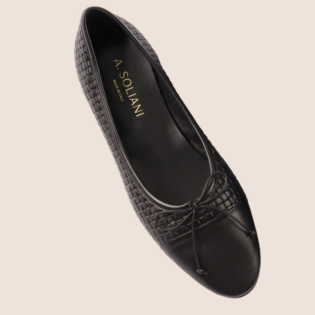 Como - Black Cassette/Black Cap