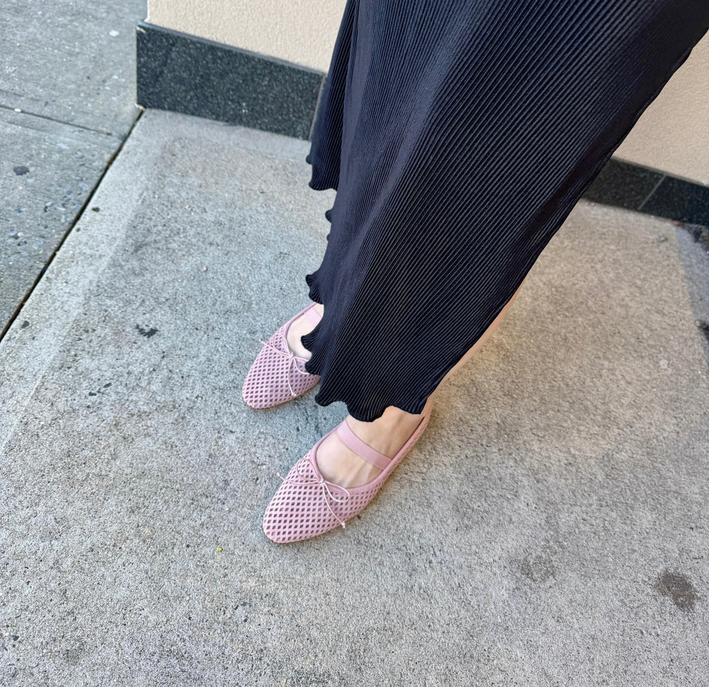 Como Strap - Perforated Peony