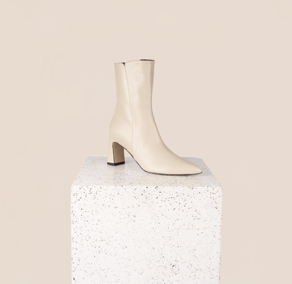 Livorno- Oat Leather