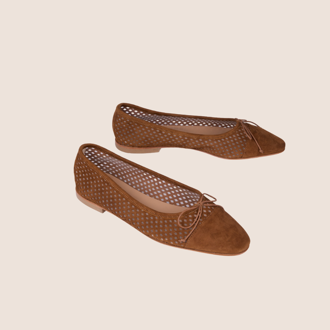 Como - Perforated Amaretto Suede (cap toe)