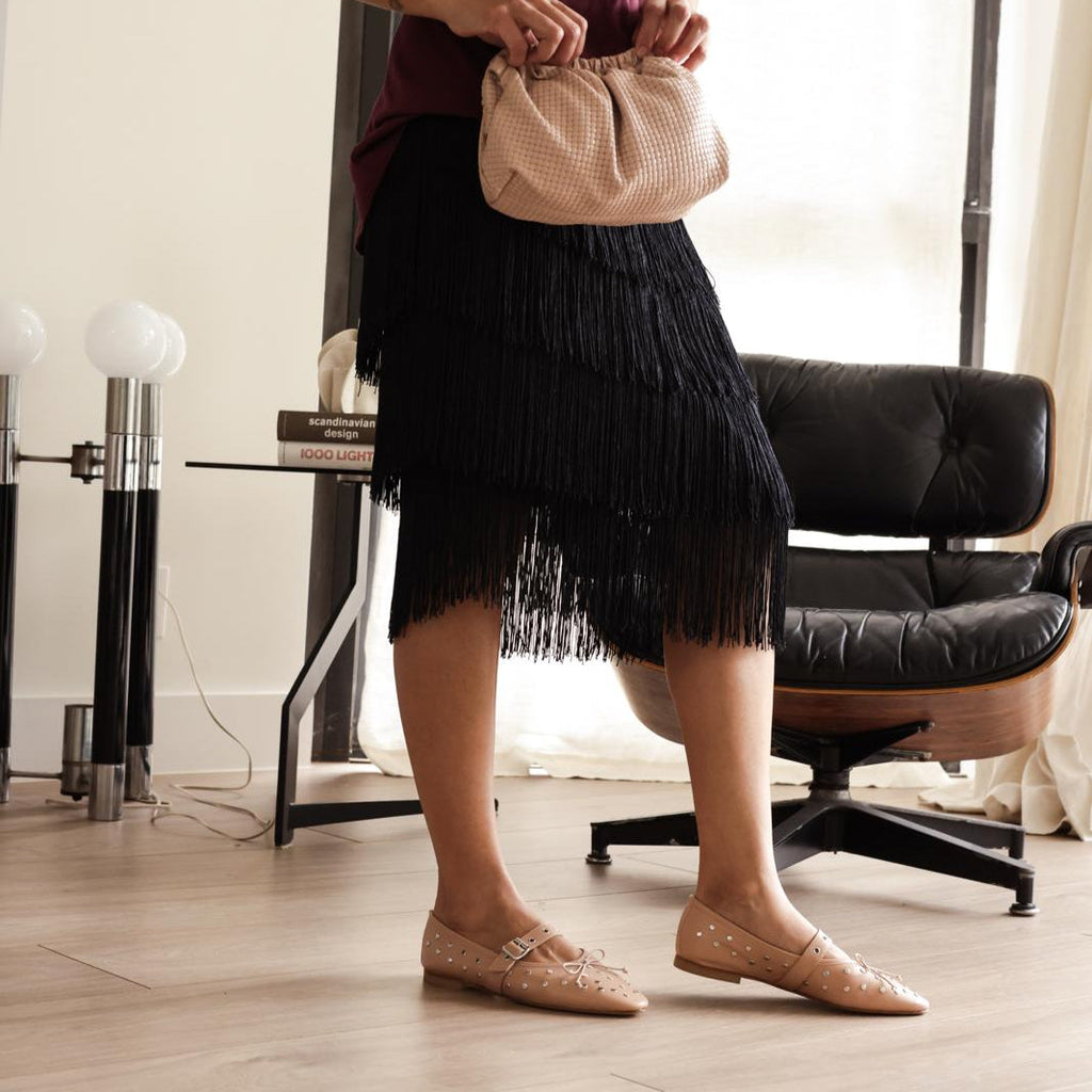 Como Buckle - Nude Studs