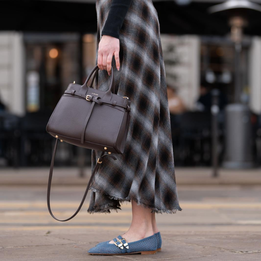 Udine - Perforated Dark Denim